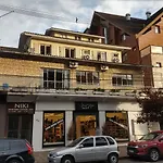 Apartamento Completo com sacada no centro