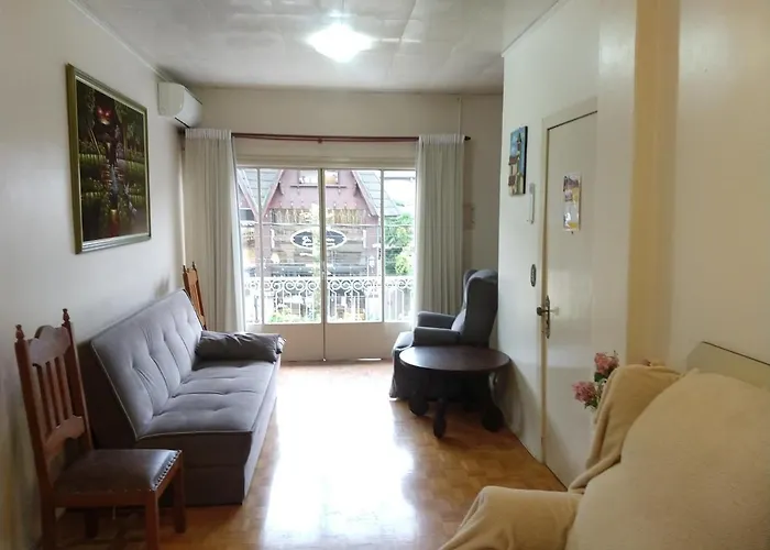 Apartamento Completo com sacada no centro