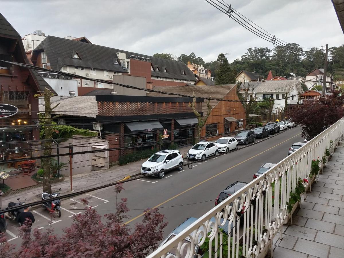 Augusto Zatti No Centro * Gramado